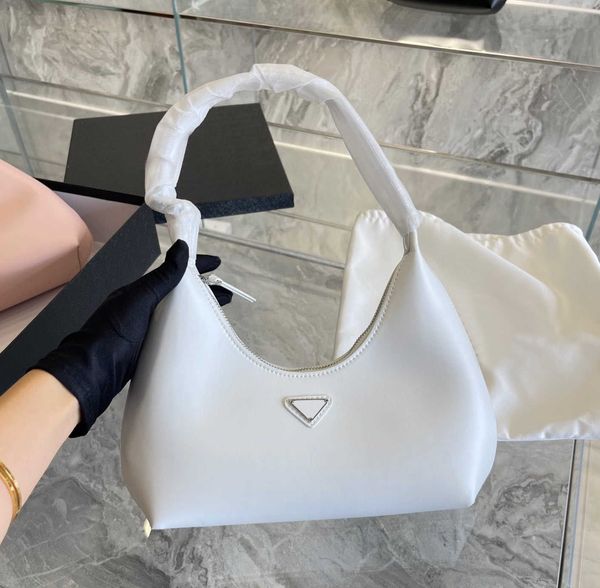 designer shoulder bag women luxury underarm bag fashion inverted triangle pattern matte handbag wallet
designer shoulder bag women luxury underarm bag fashion inverted triangle pattern matte handbag wallet