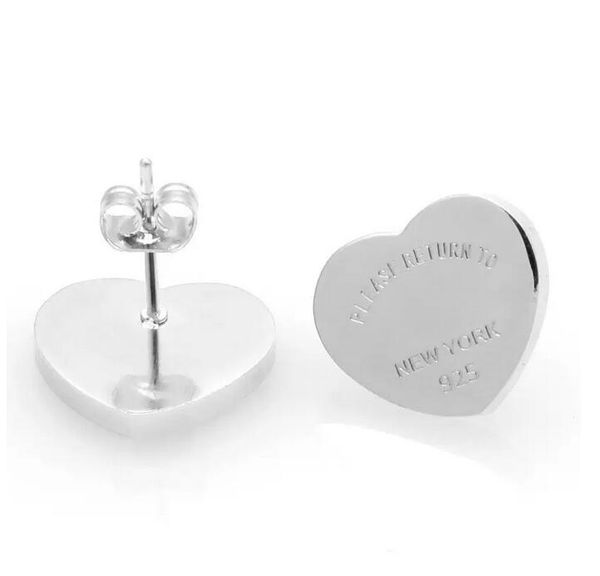 popular ear studs in europe and america quick selling heart shaped earrings anti allergic titanium steel, Golden;silver
popular ear studs in europe and america quick selling heart shaped earrings anti allergic titanium steel, Golden;silver