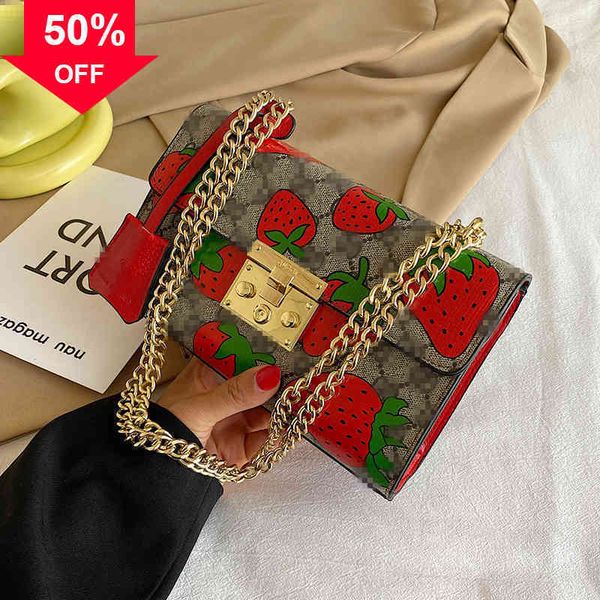designer clutch bag evening clutches 2022 factory wholale new model women's trend strawberry small square single shoulder msenger outer
designer clutch bag evening clutches 2022 factory wholale new model women's trend strawberry small square single shoulder msenger outer