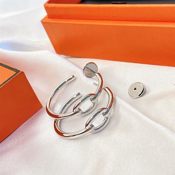 2021 fashion simplicity designer earrings exquisite luxurys designers jewelry wedding party necessary ear studs jewelrys versatile216z, Golden;silver
2021 fashion simplicity designer earrings exquisite luxurys designers jewelry wedding party necessary ear studs jewelrys versatile216z, Golden;silver