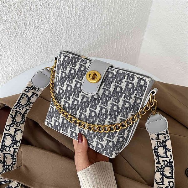 80% off evening bags outlet online bags texture small square women's fashionable one messenger versatile net red handbag
80% off evening bags outlet online bags texture small square women's fashionable one messenger versatile net red handbag