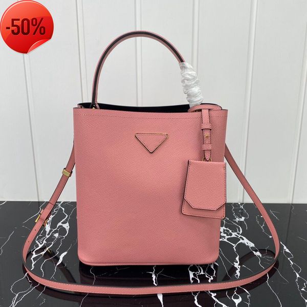 designer clutch bag purses ladies handbags evening clutches p's women's 2022 new bucket fashion handbag grain crossbody single sho
designer clutch bag purses ladies handbags evening clutches p's women's 2022 new bucket fashion handbag grain crossbody single sho