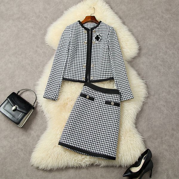 two piece dress new european and american women's wear for winter 2022 a long-sleeved double-breasted tweed coat plaid skirt fashion su, White
two piece dress new european and american women's wear for winter 2022 a long-sleeved double-breasted tweed coat plaid skirt fashion su, White