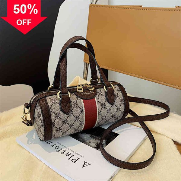 designer clutch bag evening clutches 2022 factory wholale autumn printed women's korean fashion versatile handbag net red one shoulder
designer clutch bag evening clutches 2022 factory wholale autumn printed women's korean fashion versatile handbag net red one shoulder