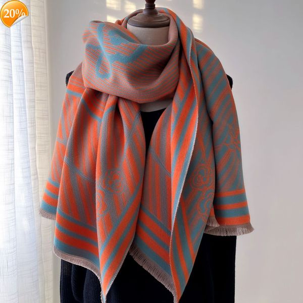 new design scarf autumn and winter 2022 style cashmere women's small fragrant elegant fashion flower shawl versatile warm neck, Blue;gray
new design scarf autumn and winter 2022 style cashmere women's small fragrant elegant fashion flower shawl versatile warm neck, Blue;gray