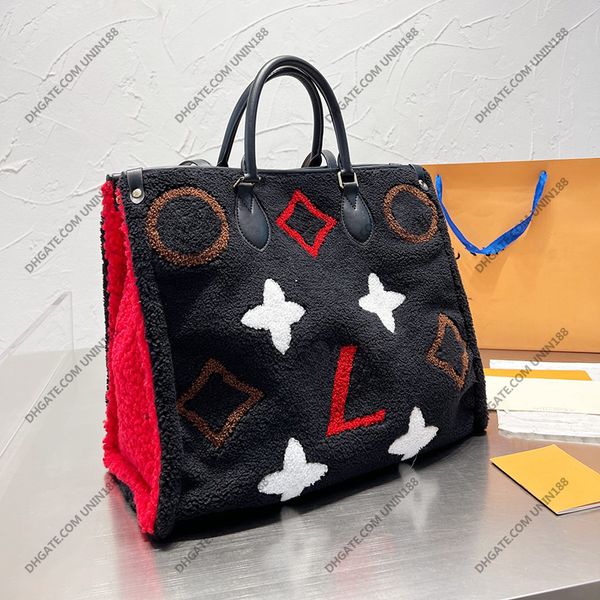 winter classic onthego womens totes bags contrasting colors handbag luxurys designers shouder crossbody bag lambswool travel handbags 40cm
winter classic onthego womens totes bags contrasting colors handbag luxurys designers shouder crossbody bag lambswool travel handbags 40cm
