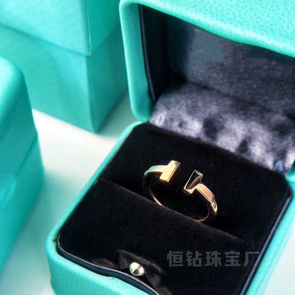 fashion jewelry new luxury designers high version sterling silver open double t ring female t home plated 18k rose gold ring white fritillar
fashion jewelry new luxury designers high version sterling silver open double t ring female t home plated 18k rose gold ring white fritillar