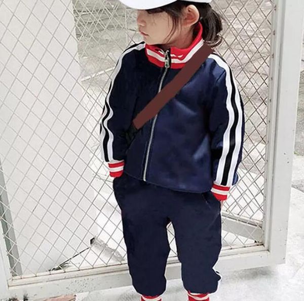 kids tracksuits boys girls letter printed teen jackets pants casual sport style baby clothing suit child clothes fashion, White
kids tracksuits boys girls letter printed teen jackets pants casual sport style baby clothing suit child clothes fashion, White