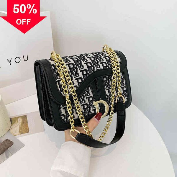 designer clutch bag evening clutches fashion fashionable simple personalized and small square
designer clutch bag evening clutches fashion fashionable simple personalized and small square