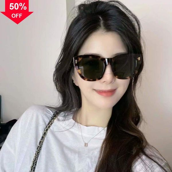 designer sunglasses g's new net red tiktok same hawksbill cat's eye fashion sunglass women's versatile trend sunglass gg1110s, White;black
designer sunglasses g's new net red tiktok same hawksbill cat's eye fashion sunglass women's versatile trend sunglass gg1110s, White;black