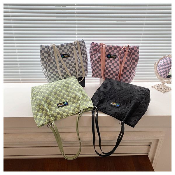 hbp 2022 shoulder bags new fashion tote popular large-capacity simple messenger bag casual and simple
hbp 2022 shoulder bags new fashion tote popular large-capacity simple messenger bag casual and simple