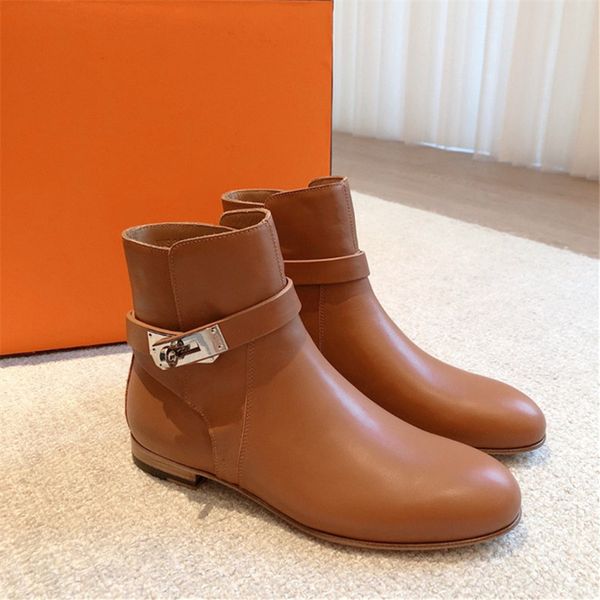 ladies casual short boots lock calfskin low heel round toe fashion flat boots size 35-39, Black
ladies casual short boots lock calfskin low heel round toe fashion flat boots size 35-39, Black