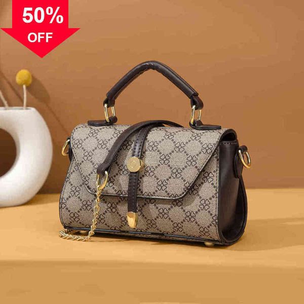 designer clutch bag evening clutches 2022 new factory wholale carlo daisy versatile casual shoulder women's msenger printed small squar
designer clutch bag evening clutches 2022 new factory wholale carlo daisy versatile casual shoulder women's msenger printed small squar