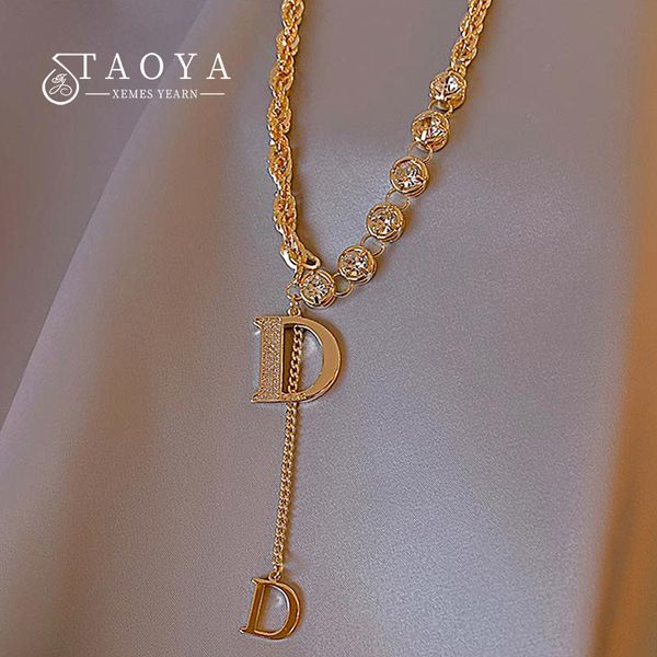 korean classic d letter pendant gold color plated necklace fashion sweater chain womens luxury accessories girls unusual jewelry, Golden;silver
korean classic d letter pendant gold color plated necklace fashion sweater chain womens luxury accessories girls unusual jewelry, Golden;silver
