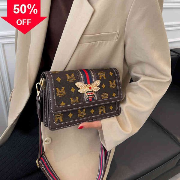 designer clutch bag evening clutches 2022 factory outlet small winter fashion single shoulder msenger bee foreign style texture women's
designer clutch bag evening clutches 2022 factory outlet small winter fashion single shoulder msenger bee foreign style texture women's