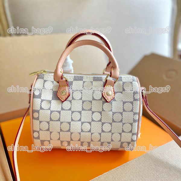 designer bag classic shoulder bags crossbody handbags boston bags fashion pillow purse white grid purse fashion handle duffle bags
designer bag classic shoulder bags crossbody handbags boston bags fashion pillow purse white grid purse fashion handle duffle bags