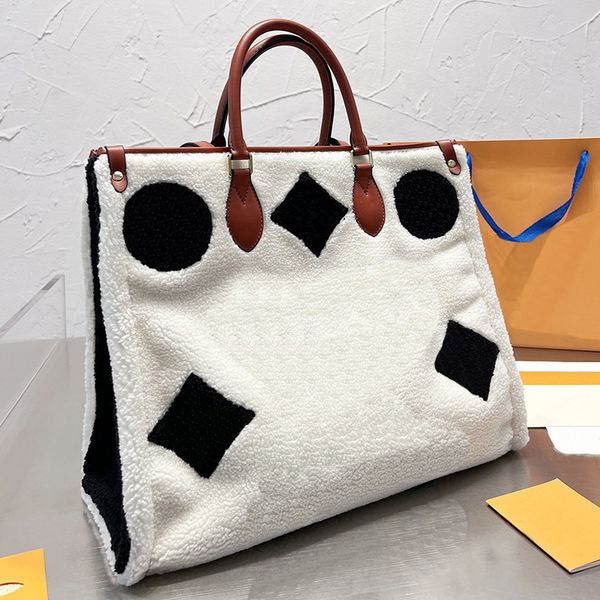 totes bag designer tote bag women plush handbags womens fashion classic large capacity lady handbag
totes bag designer tote bag women plush handbags womens fashion classic large capacity lady handbag