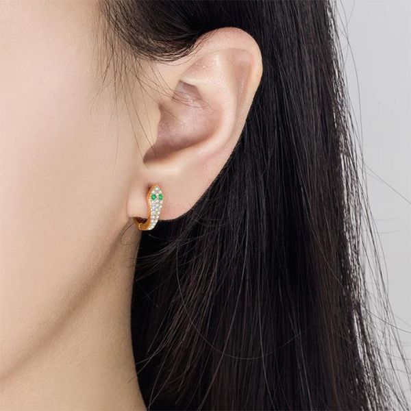 2022 new niche design stud simple light luxury style european and american atmospheric trend ins wind ear buckle fashion micro-set zircon sn, Golden;silver
2022 new niche design stud simple light luxury style european and american atmospheric trend ins wind ear buckle fashion micro-set zircon sn, Golden;silver