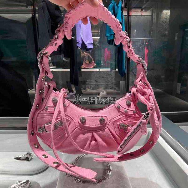 designer bags high sense shoulderbag bale'ciga's cagole diamond button denim blue armpit bag crescent moon dumpling motorcycle hig
designer bags high sense shoulderbag bale'ciga's cagole diamond button denim blue armpit bag crescent moon dumpling motorcycle hig