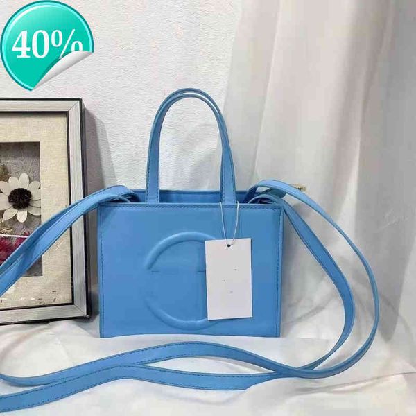designer evening bag new shoulder mini hand factory direct sale mini hand 2022 new msenger letter hands simple tote shoulder bag digner
designer evening bag new shoulder mini hand factory direct sale mini hand 2022 new msenger letter hands simple tote shoulder bag digner