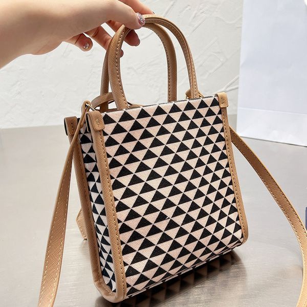 prad bag tote designer bags the totes designers women shoulder crossbody leather luxury handbags large capacity backpack classic luxurys woi
prad bag tote designer bags the totes designers women shoulder crossbody leather luxury handbags large capacity backpack classic luxurys woi