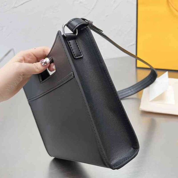 luxury saddle crossbody fends bags for womens multicolor handbag designer sling bag baguette tote shoulder purses woman 7a fashion wallet j1
luxury saddle crossbody fends bags for womens multicolor handbag designer sling bag baguette tote shoulder purses woman 7a fashion wallet j1