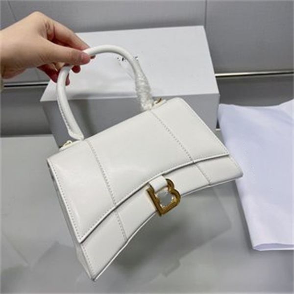 evening bags 2022 designer balencaigaity handbag fashion leather shoulder messenger wallet backpack bb
evening bags 2022 designer balencaigaity handbag fashion leather shoulder messenger wallet backpack bb