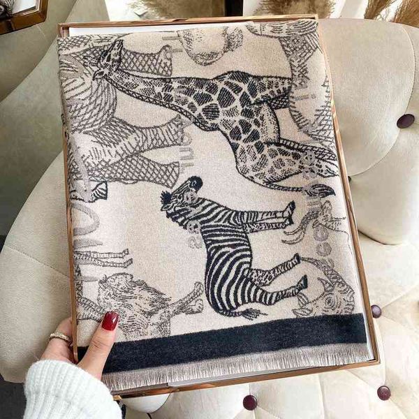 2022 designer ladies scarf fashion classic shawl, Blue;gray