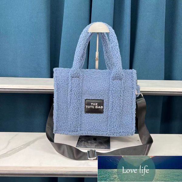 large capacity shoulder bags autumn winter plush handbag beige cute crossbody bag tote high satchels
large capacity shoulder bags autumn winter plush handbag beige cute crossbody bag tote high satchels