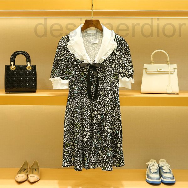 casual dresses designer miu's aging skirt is thin with foreign style. 2022 women's autumn chiffon v-neck short sleeve floral dress, Black;gray
casual dresses designer miu's aging skirt is thin with foreign style. 2022 women's autumn chiffon v-neck short sleeve floral dress, Black;gray
