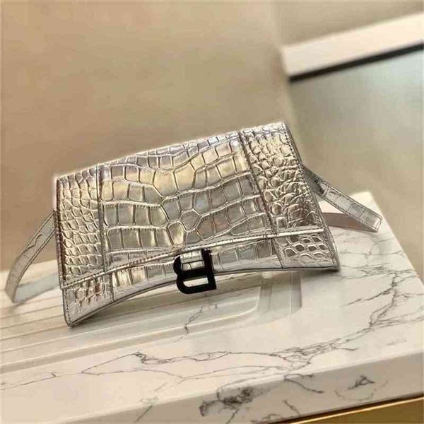 designer handbags balenciga b paris luxury b family fashion pink alligator hourglass bag in spring and summer 2022 
designer handbags balenciga b paris luxury b family fashion pink alligator hourglass bag in spring and summer 2022