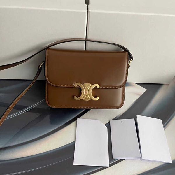 shoulder 2021 ss messenger bags lady fashion luxurys handbags cross body famous designers hasp removable leather straps popular female purse
shoulder 2021 ss messenger bags lady fashion luxurys handbags cross body famous designers hasp removable leather straps popular female purse