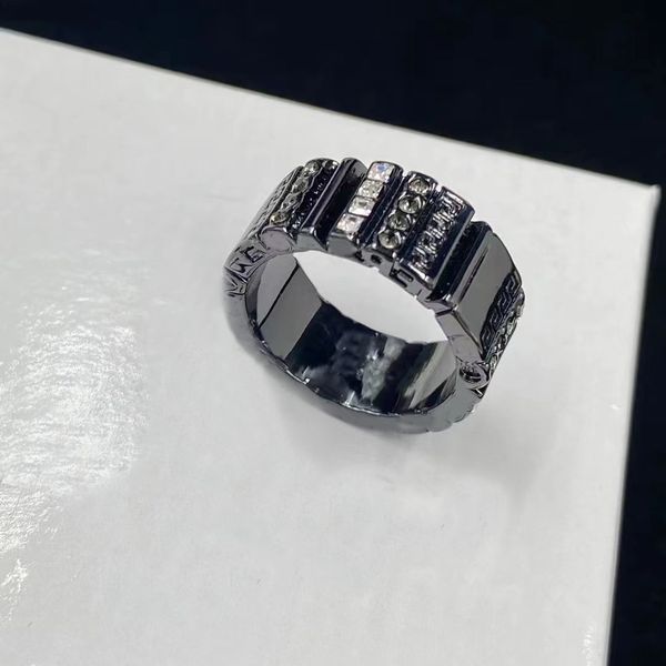 the latest fashion smart rings silver black retro personality pattern men and women couple gift party wedding first choice
the latest fashion smart rings silver black retro personality pattern men and women couple gift party wedding first choice