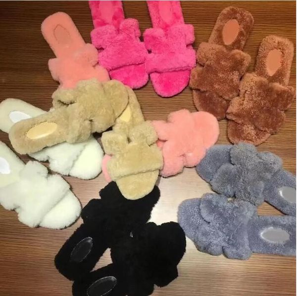 2021 designers wool slippers women trendy woolskin solid color embroidery slides winter soft luxury plush fur oran sheep sandals rubber leat, Black
2021 designers wool slippers women trendy woolskin solid color embroidery slides winter soft luxury plush fur oran sheep sandals rubber leat, Black
