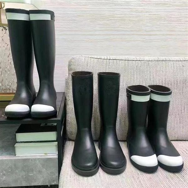 luxury classic rubber boots rain boots women's short tube and calf non-slip waterproof new designer long-tube martin couple boot299i, Black;red
luxury classic rubber boots rain boots women's short tube and calf non-slip waterproof new designer long-tube martin couple boot299i, Black;red