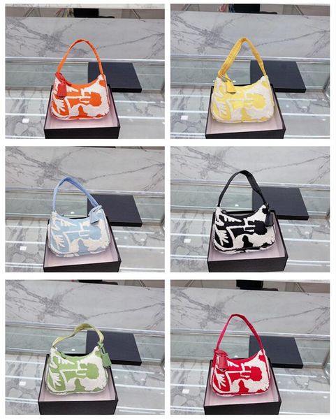 tz designer bags re-edition 2000 embroidered twill hobos underarm bags ladies tote bag zip closure luxury shoulder bag clutch handbag 6 colo
tz designer bags re-edition 2000 embroidered twill hobos underarm bags ladies tote bag zip closure luxury shoulder bag clutch handbag 6 colo