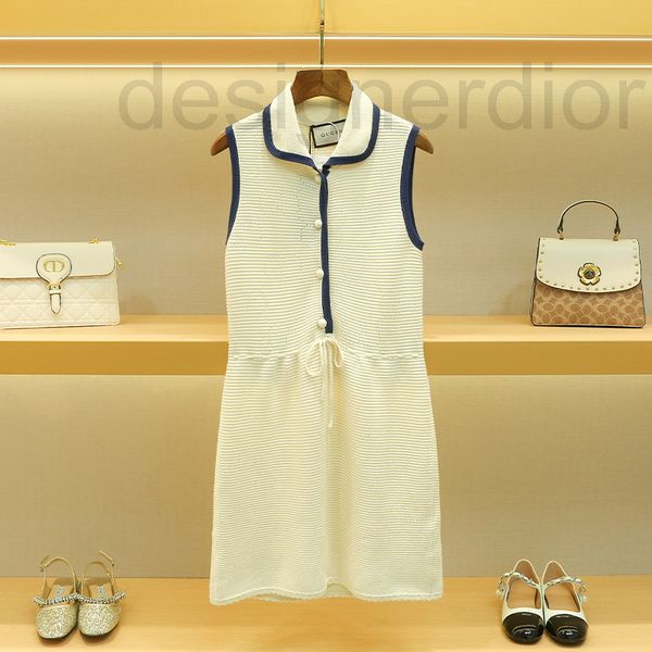 casual dresses designer family knitted dress 2022 13 lines early autumn women's sleeveless hollow hook flower lace up skirt children, Black;gray
casual dresses designer family knitted dress 2022 13 lines early autumn women's sleeveless hollow hook flower lace up skirt children, Black;gray