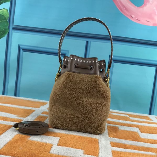 fendyity baguette luxuries designers bag fendace womens totes designer crossbody handbags women the tote bags onthego purses wallet woman ha
fendyity baguette luxuries designers bag fendace womens totes designer crossbody handbags women the tote bags onthego purses wallet woman ha