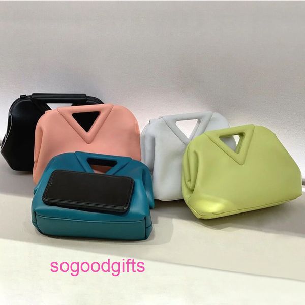 venetta bag triangle handbag point crossbody bottedesigner bags with the new fashion candy color cloud bag inverted triangle clip leath tsq1
venetta bag triangle handbag point crossbody bottedesigner bags with the new fashion candy color cloud bag inverted triangle clip leath tsq1