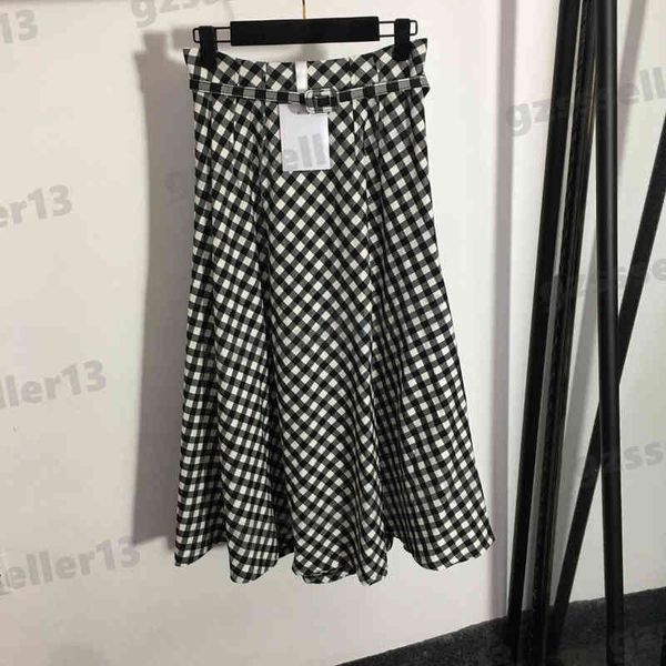 womens designer dress black and white plaid print dresses fashion high waist pleated skirt with belt women clothing size s-xl, Black;gray
womens designer dress black and white plaid print dresses fashion high waist pleated skirt with belt women clothing size s-xl, Black;gray
