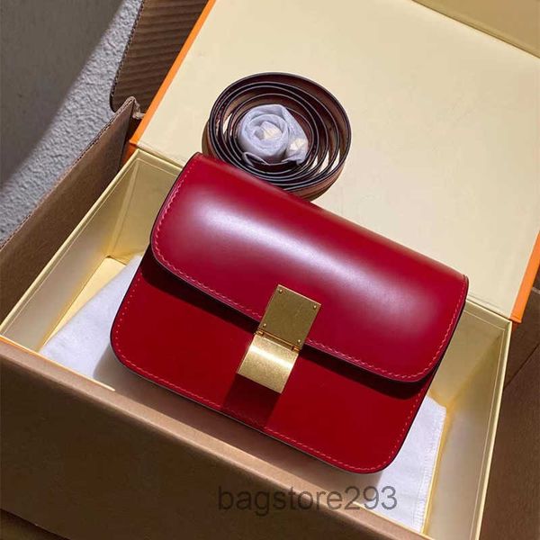 a the new r brand luxury women's small square bag genuine leather shoulder messenger postman crossbody saddle tofu bag retro classic fa
a the new r brand luxury women's small square bag genuine leather shoulder messenger postman crossbody saddle tofu bag retro classic fa