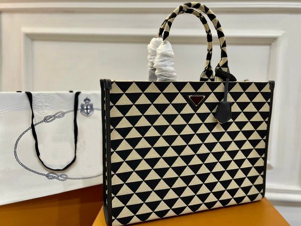 prad bag tote designer bags the totes designers women shoulder crossbody leather luxury handbags large capacity backpack classic luxurys a5h
prad bag tote designer bags the totes designers women shoulder crossbody leather luxury handbags large capacity backpack classic luxurys a5h