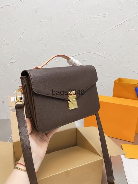 evening bags shoulder bag all-match messenger women handbag underarm flap crossbody leather shopping designer wallet
evening bags shoulder bag all-match messenger women handbag underarm flap crossbody leather shopping designer wallet