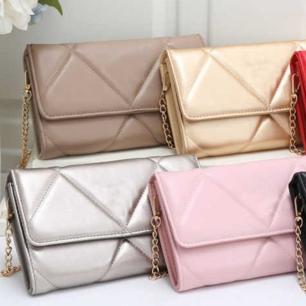 85 designs retro diamond quilted handbag fashion gold chain strap crossbody shoulder bag clutch purse zipper wallet flip hand bags clas, White
85 designs retro diamond quilted handbag fashion gold chain strap crossbody shoulder bag clutch purse zipper wallet flip hand bags clas, White