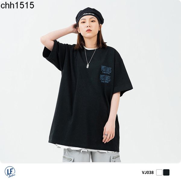 lawfoo2021 spring and summer new guochao brand men's wear sprayed letter printing men's couple loose short sleeve t-shirt, White;black
lawfoo2021 spring and summer new guochao brand men's wear sprayed letter printing men's couple loose short sleeve t-shirt, White;black