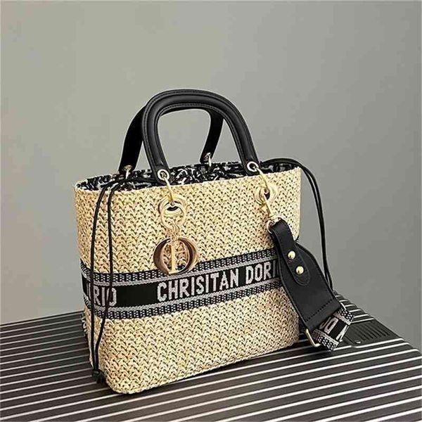 shoulder bags trendy handbags this year's versatile diagonal cross texture portable bucket factory store 75% off
shoulder bags trendy handbags this year's versatile diagonal cross texture portable bucket factory store 75% off