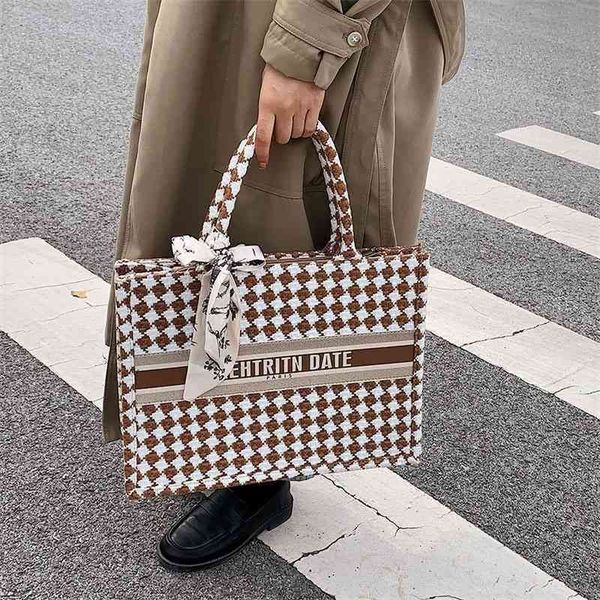 shoulder bags trendy handbags canvas autumn texture leopard korean version foreign style hand leisure armpit classic factory direct sales 75
shoulder bags trendy handbags canvas autumn texture leopard korean version foreign style hand leisure armpit classic factory direct sales 75