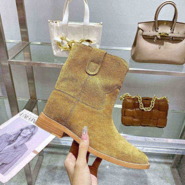 new designer ankle boots for winter 2022 women flat heel retro boots 2.5cm square low heel, Black
new designer ankle boots for winter 2022 women flat heel retro boots 2.5cm square low heel, Black