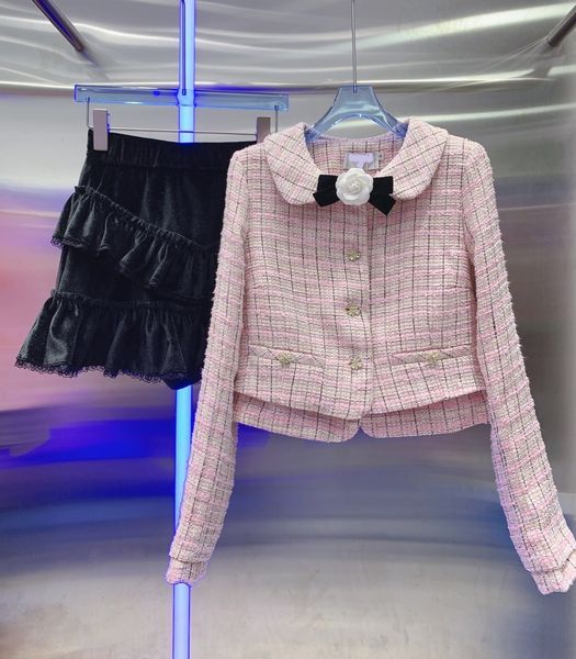 chan2022 suit tweed jacket logo cccc designer women spring casual rainbow tweed coat birthday gift thanksgiving christmas, Black;brown
chan2022 suit tweed jacket logo cccc designer women spring casual rainbow tweed coat birthday gift thanksgiving christmas, Black;brown