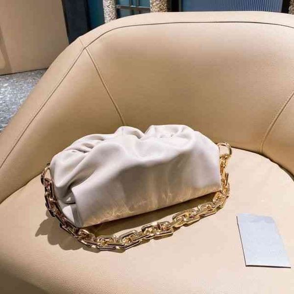 designer fashion bottegas's bags venetas's yunduo bag nvxia 2022 new thi chain dumpling cowhide shoulder leather underarm have a l
designer fashion bottegas's bags venetas's yunduo bag nvxia 2022 new thi chain dumpling cowhide shoulder leather underarm have a l